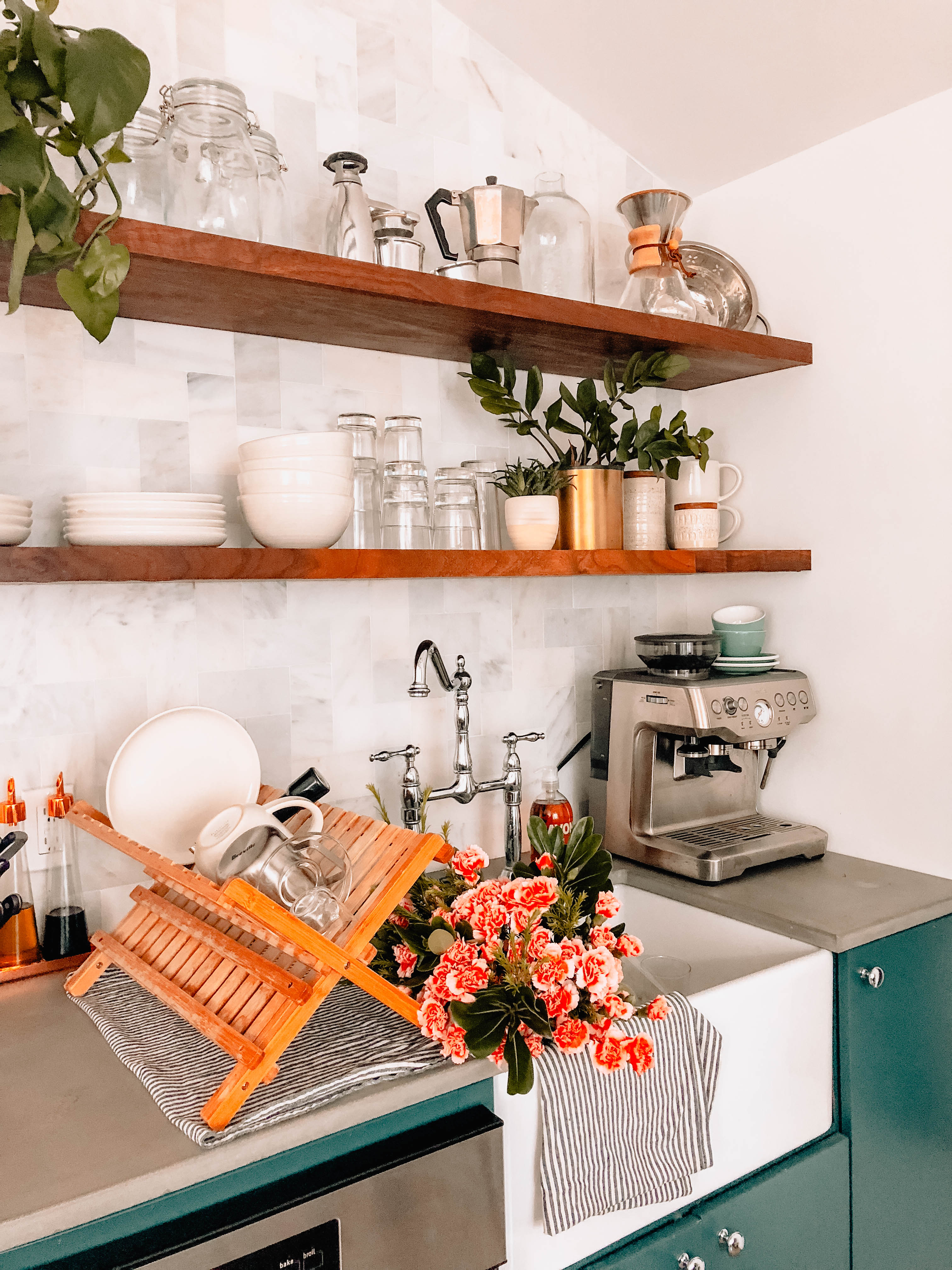 Mornings within the Visitor Home + Life Updates