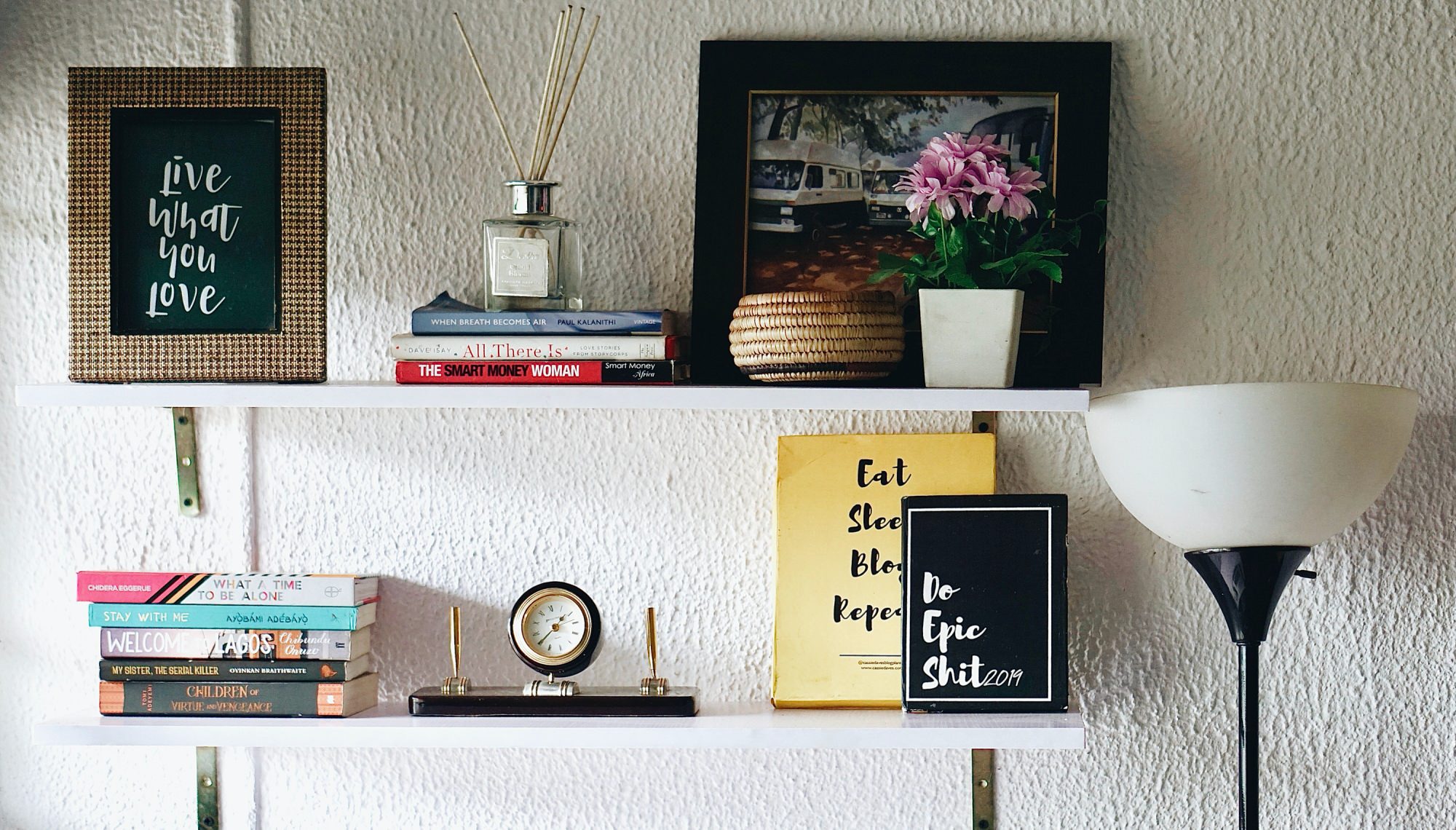 Earlier than & After – Setting Up My Dwelling Workplace In A Small Area.