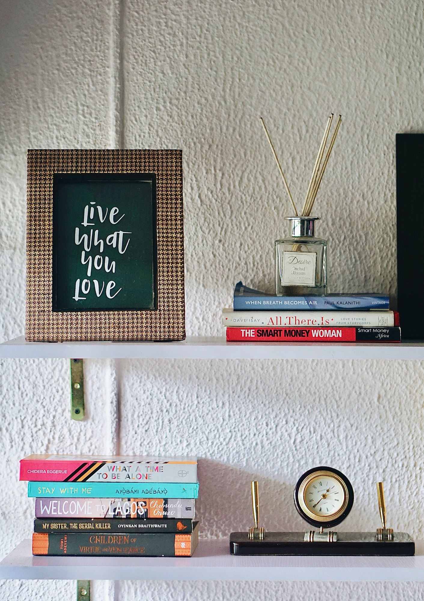 Earlier than & After – Setting Up My Dwelling Workplace In A Small Area.