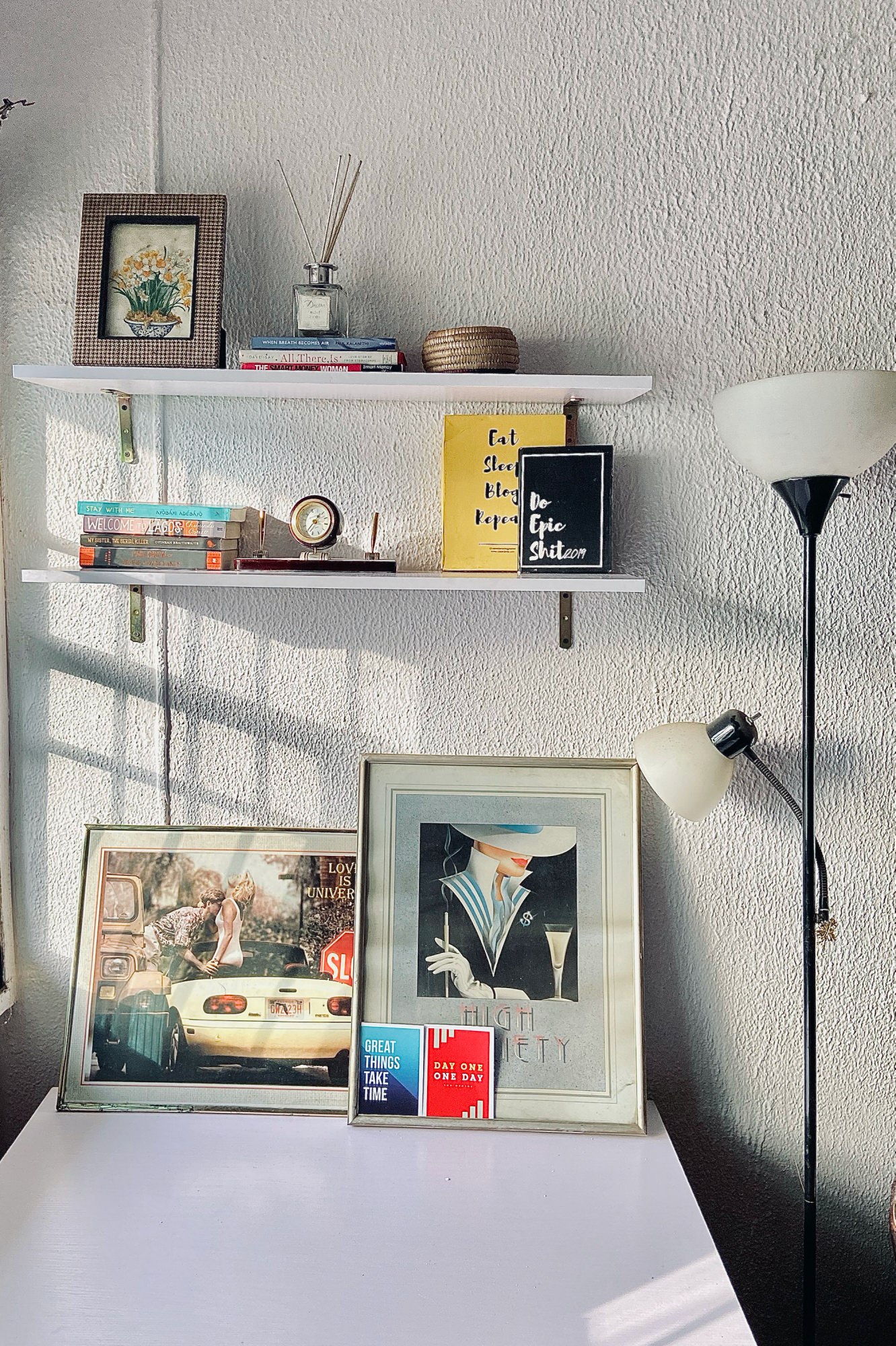 Earlier than & After – Setting Up My Dwelling Workplace In A Small Area.