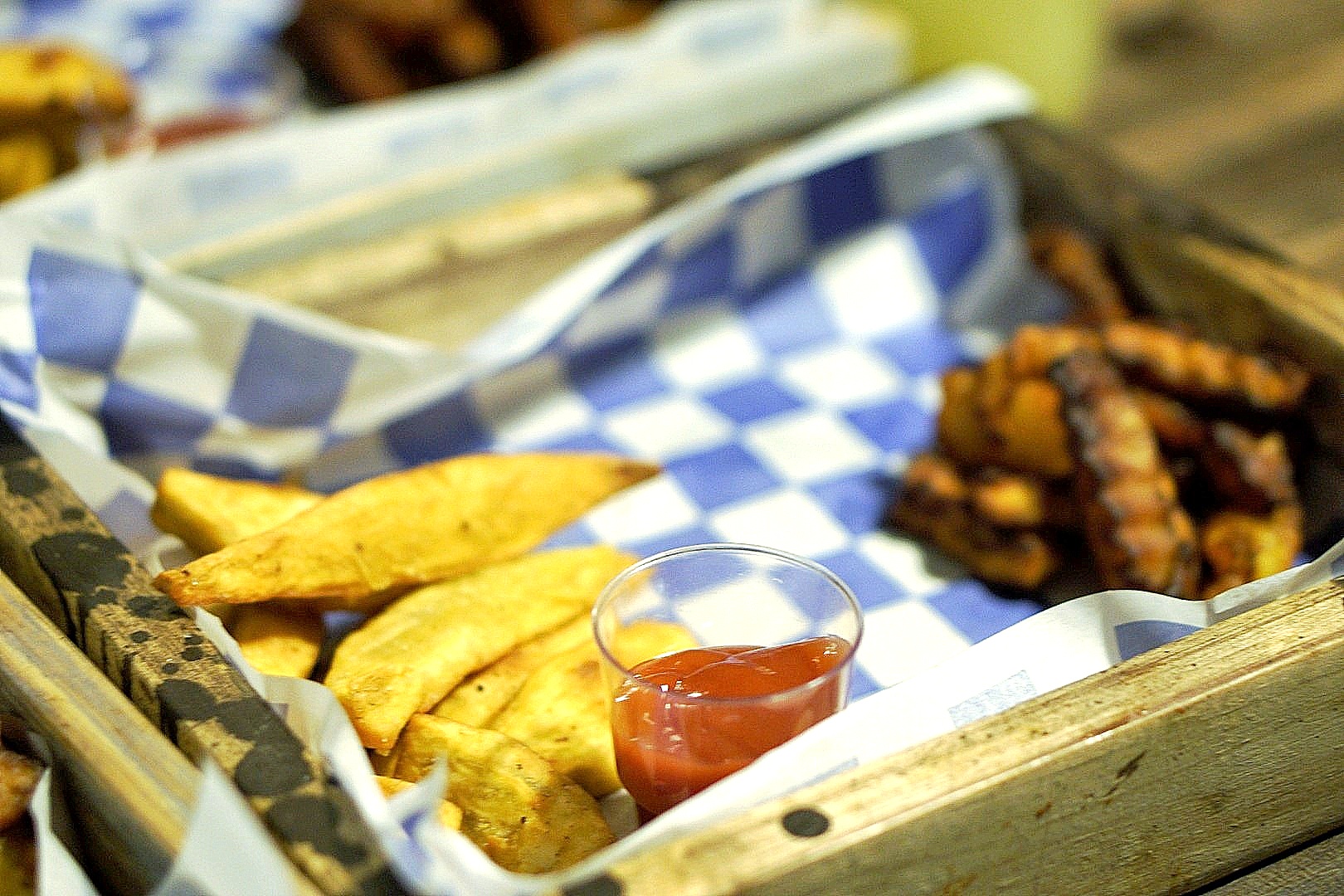 Lagos Dwelling – Late Grubs At Meals Shack Lagos.