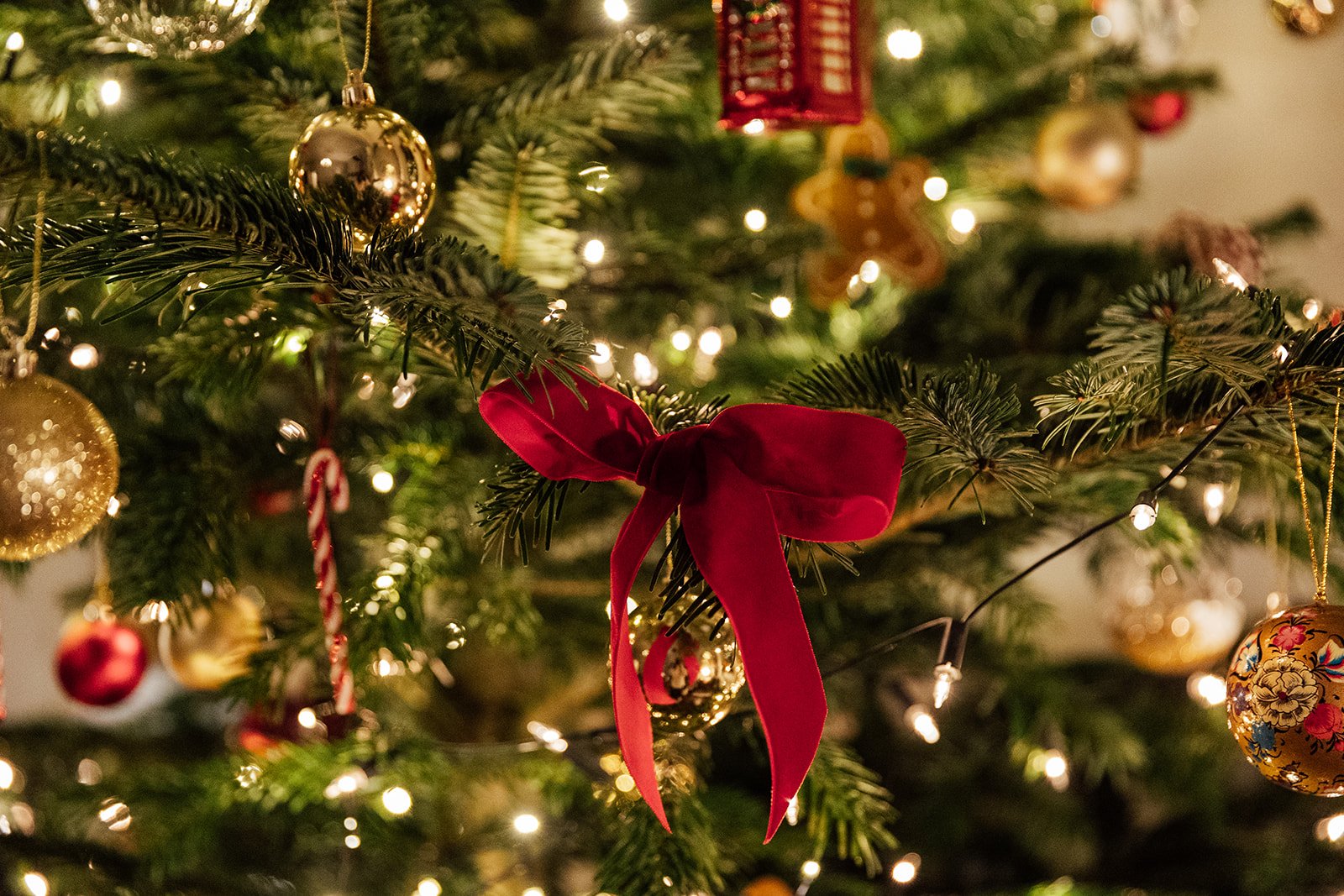 Christmas Decorations Residence Tour