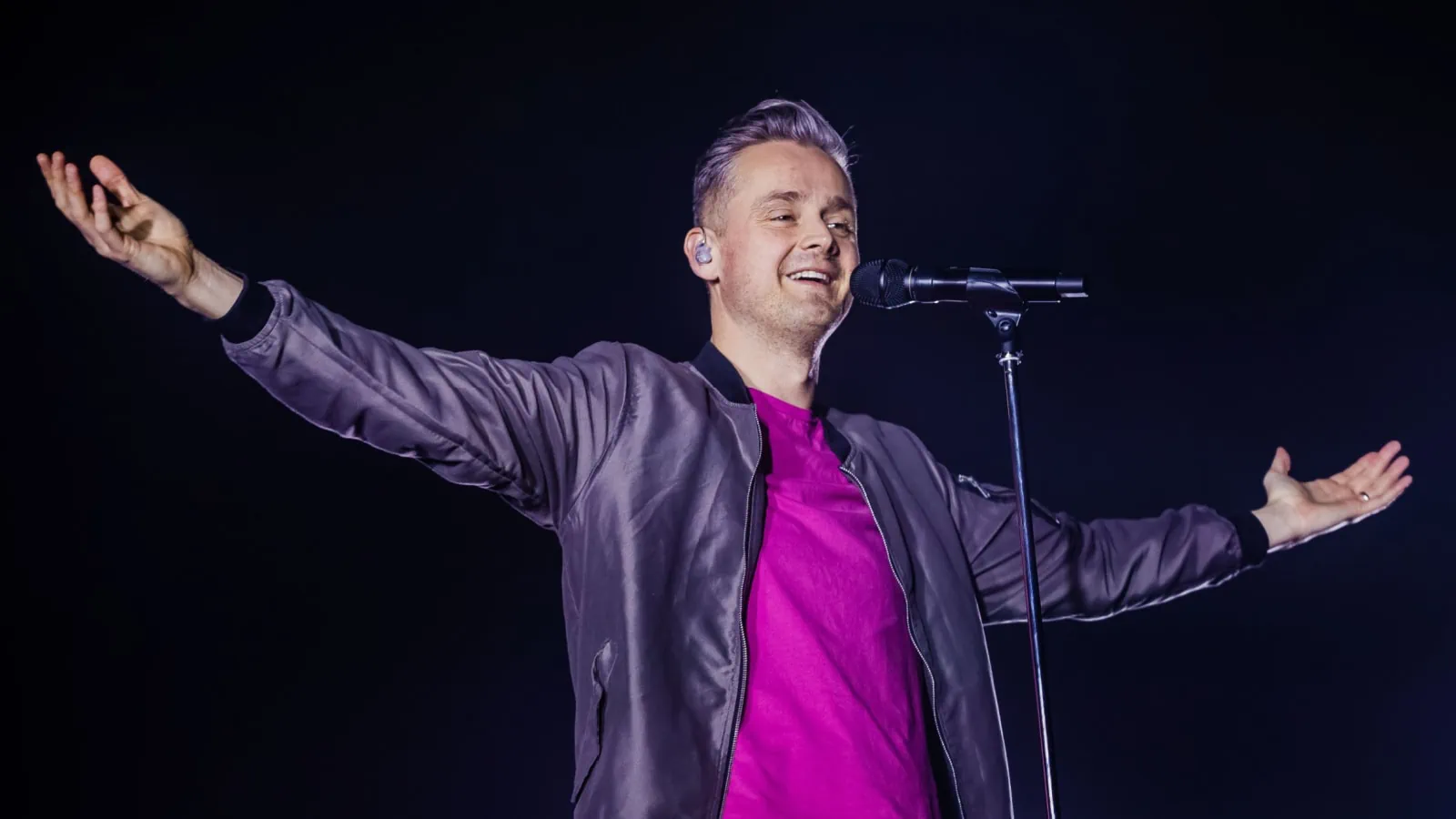25 Emotional Songs for When You Actually Want a Good Cry
