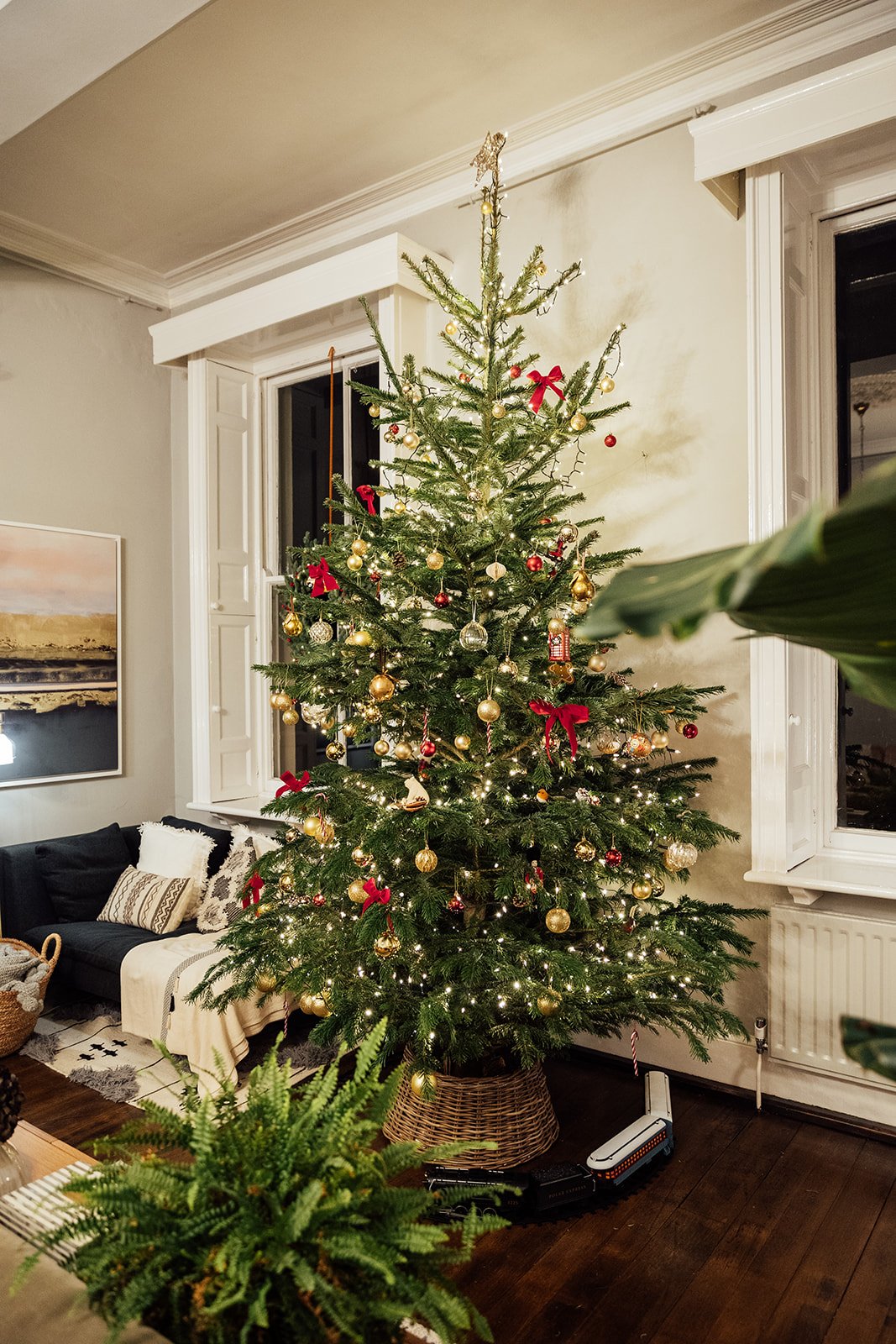 Christmas Decorations Residence Tour