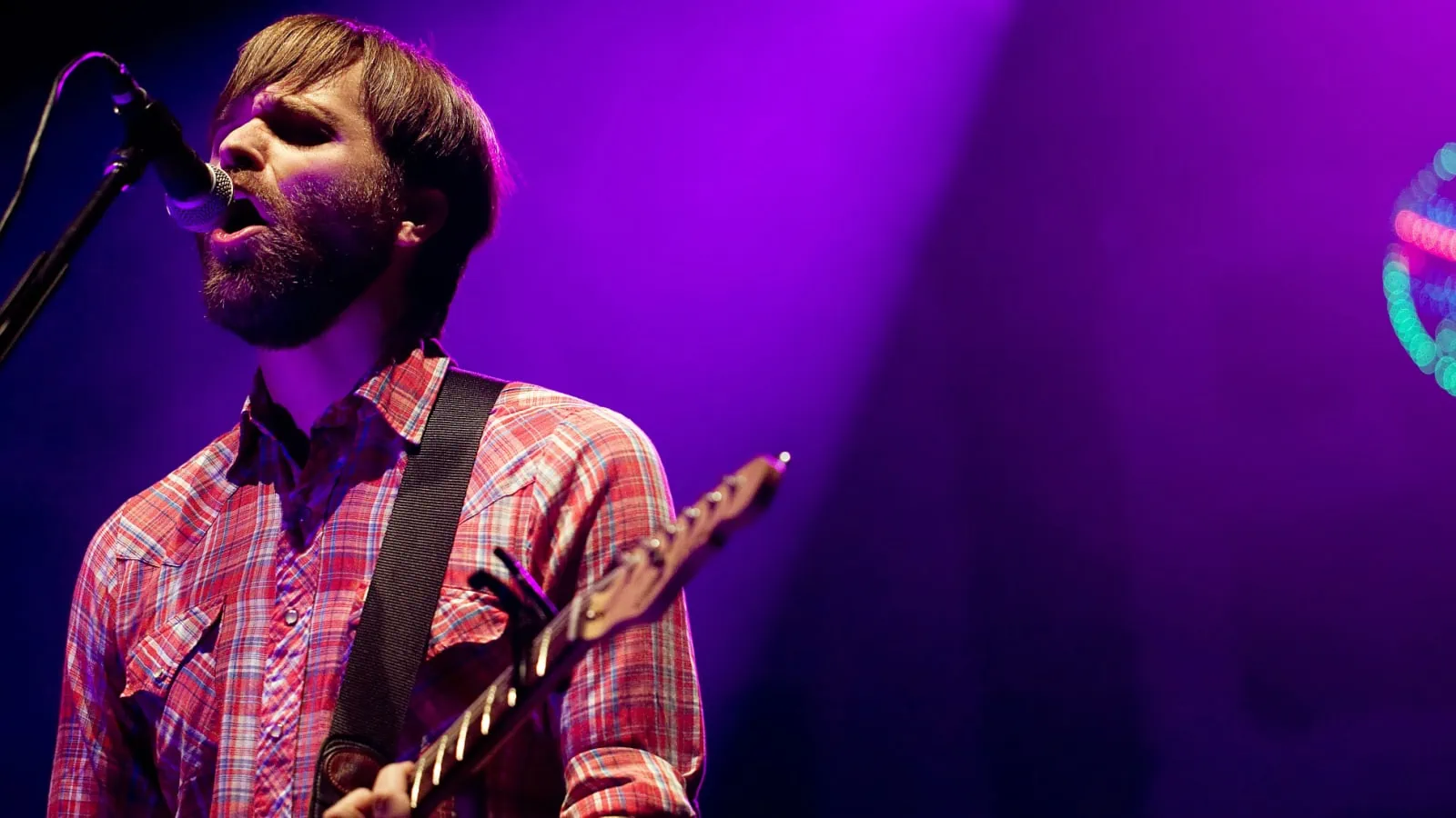 25 Emotional Songs for When You Actually Want a Good Cry