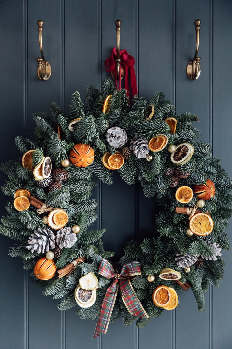 Christmas Decorations Dwelling Tour